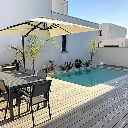 Des Muriers Piscine Proche Montpellier Et Plages Castelnau-le-Lez