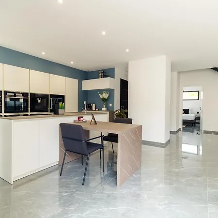 Des Muriers Piscine Proche Montpellier Et Plages Villa *