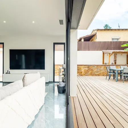 Des Muriers Piscine Proche Montpellier Et Plages Villa Castelnau-le-Lez