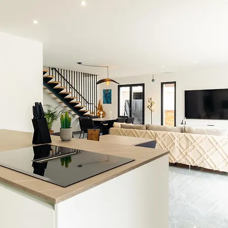 Villa Nouvelle Des Muriers Piscine Proche Montpellier Et Plages
